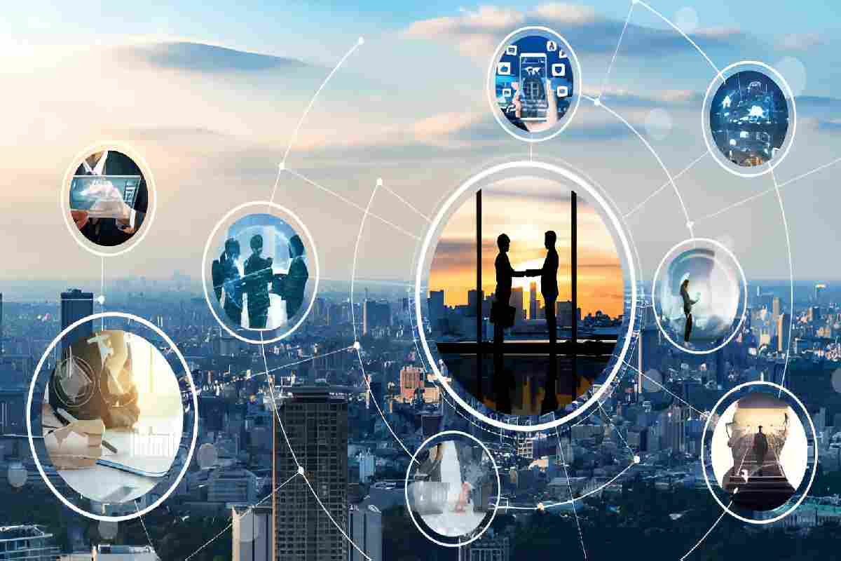 What is Business Communication: Guide to Talking Shop Effectively